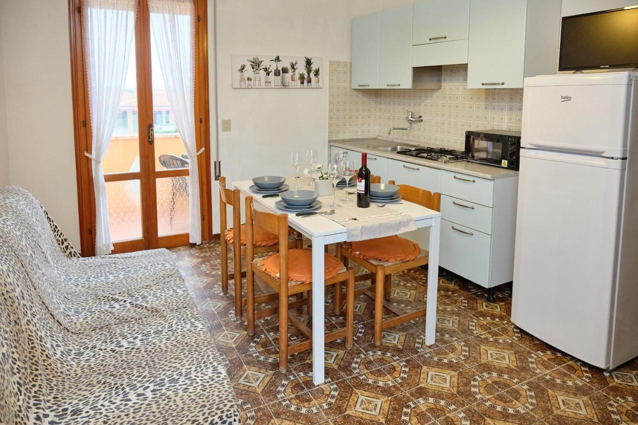 Peaceful Flat With Direct Beach Access Beahost 로솔리나 마레 외부 사진