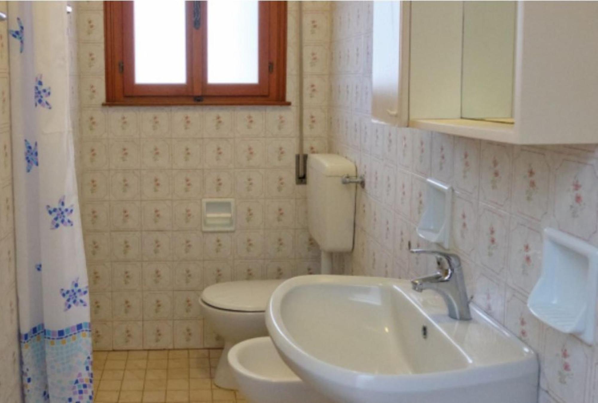 Peaceful Flat With Direct Beach Access Beahost 로솔리나 마레 외부 사진